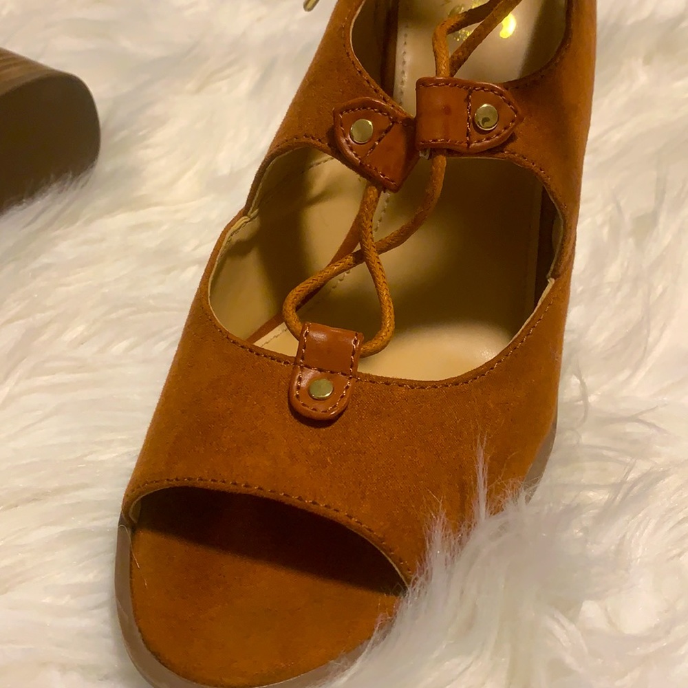 Sam Edelman Sandals Black & Brown - Picture 5 of 9